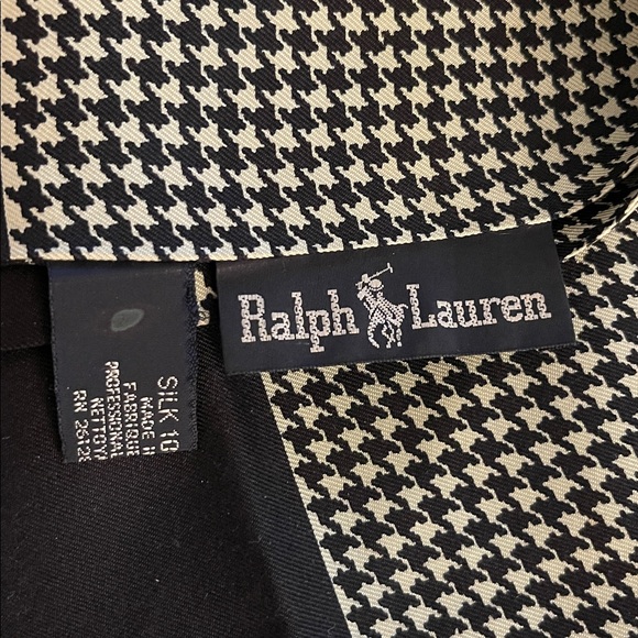Vintage old money silk Ralph Lauren Black and White Houndstooth Scarf - Picture 4 of 9